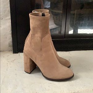 Chinese Laundry Sock Booties